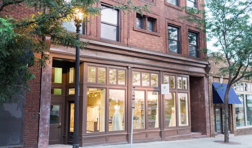 1605 Hennepin Ave, Minneapolis, MN for lease - Building Photo - Image 2 of 17