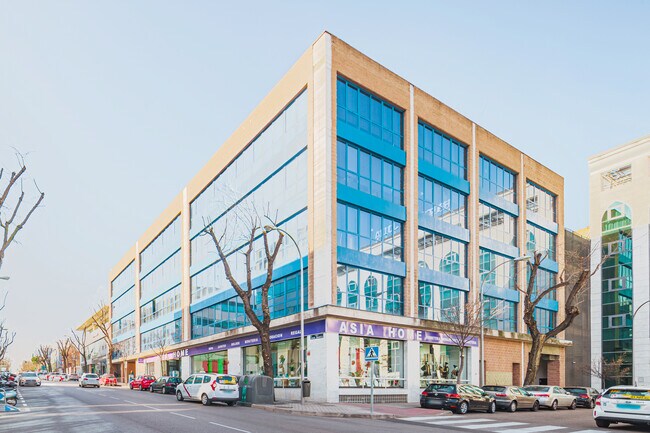 Plus de détails pour Bureau à louer