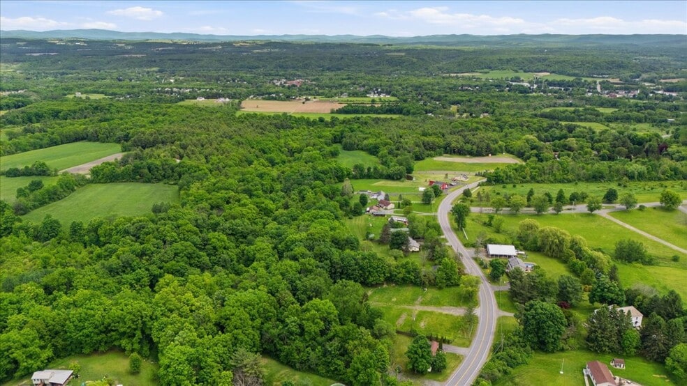96 County Rte 76, Stillwater, NY for sale - Building Photo - Image 3 of 8