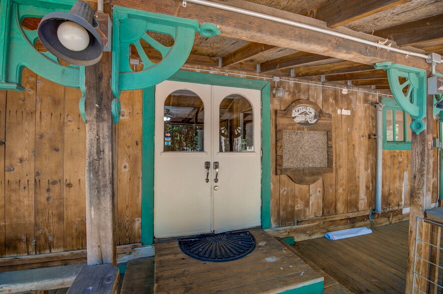 961 Hwy 4, Arnold, CA à vendre - Photo du bâtiment - Image 2 de 42