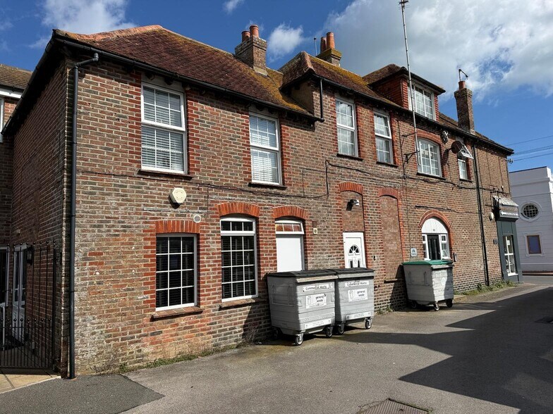 118 High St, Selsey à vendre - Photo du bâtiment - Image 3 de 9