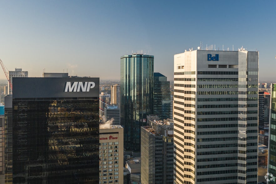 10180 101 St NW, Edmonton, AB à louer - Aérien - Image 2 de 3