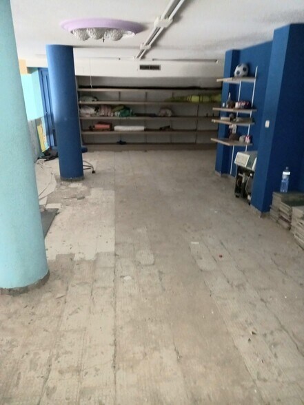 Retail in Córdoba, Córdoba for lease - Building Photo - Image 3 of 10