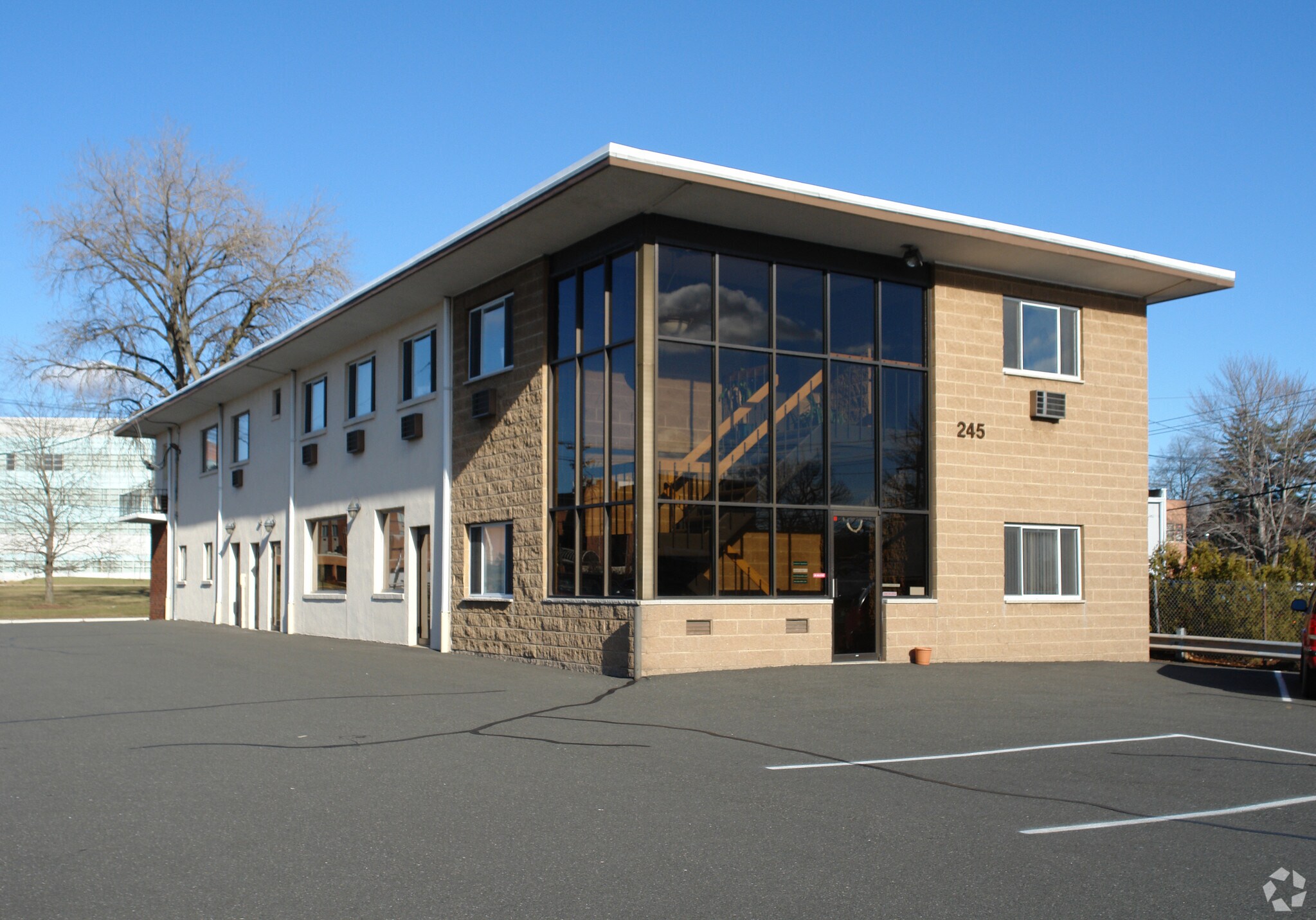 245 Old Hook Rd, Westwood, NJ for lease Primary Photo- Image 1 of 13