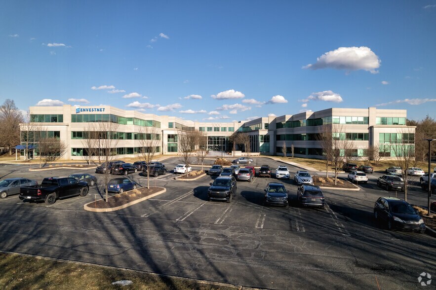 1000 Chesterbrook Blvd, Berwyn, PA à louer - Photo du bâtiment - Image 3 de 5