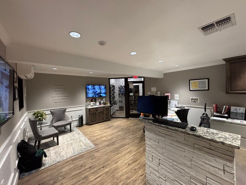 5211 13th St, Lubbock, TX à vendre - Hall d’entrée - Image 3 de 32