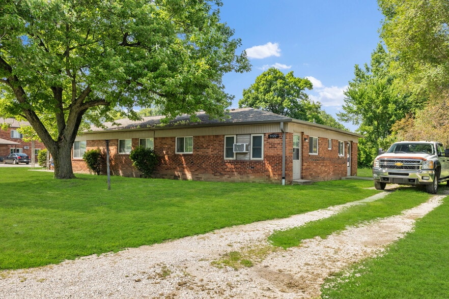 2345 Perkins Ave, Indianapolis, IN for sale - Building Photo - Image 3 of 3