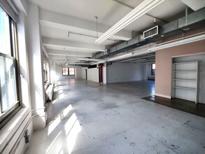 224-232 W 30th St, New York, NY for lease Interior Photo- Image 2 of 8