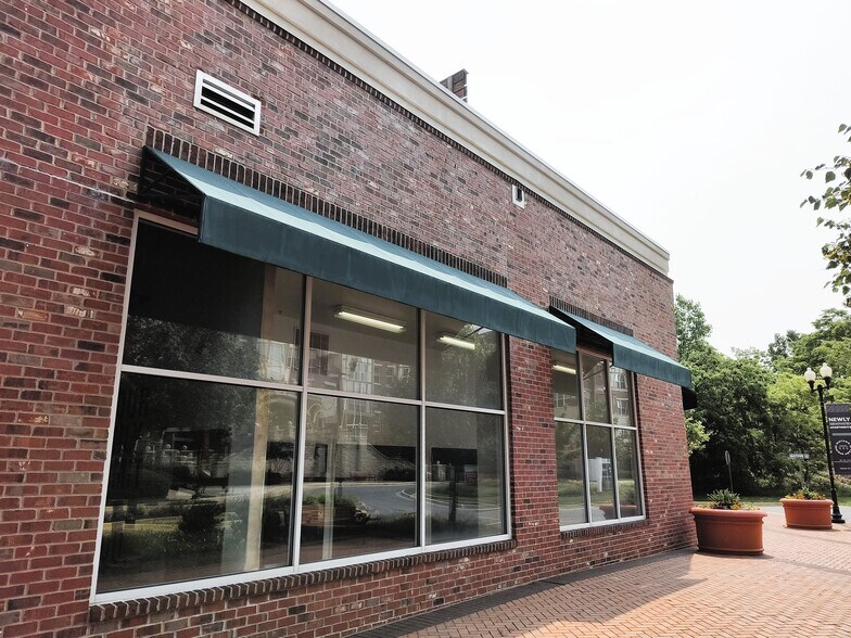 4400 Telfair Blvd, Camp Springs, MD à louer - Photo du bâtiment - Image 2 de 24