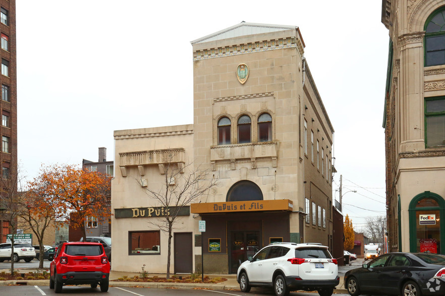 160-162 W Michigan Ave, Jackson, MI for sale - Building Photo - Image 1 of 1