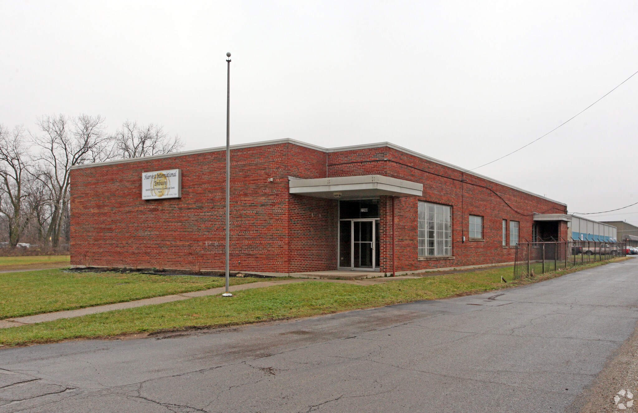 2200 Lockbourne Rd, Columbus, OH for lease Primary Photo- Image 1 of 24