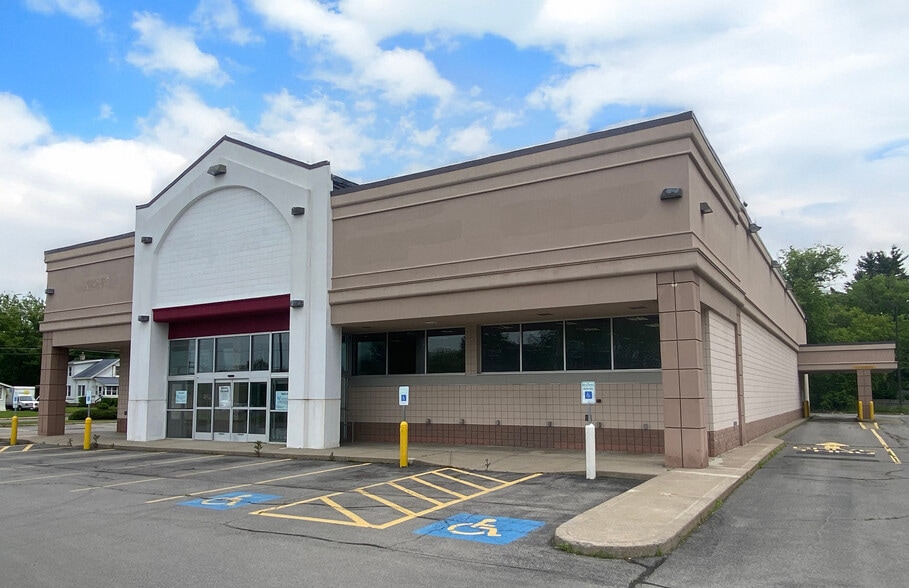 2616 Brewerton Rd, Mattydale, NY for sale - Building Photo - Image 1 of 10