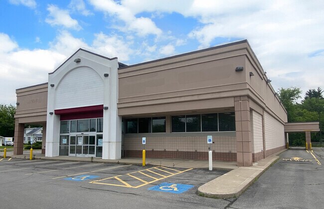 More details for 2616 Brewerton Rd, Mattydale, NY - Retail for Sale