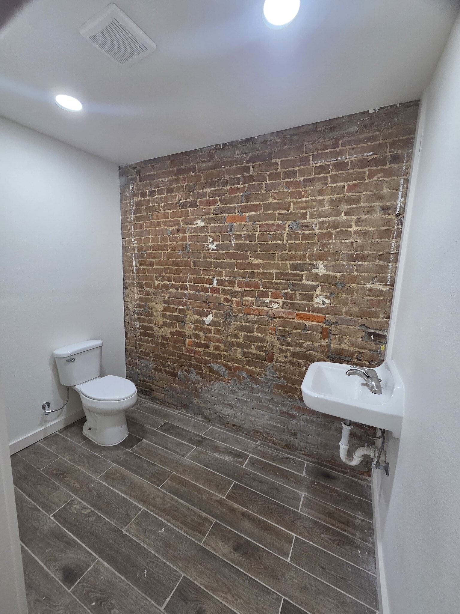 400 N State Line Ave, Texarkana, AR for lease Building Photo- Image 1 of 12