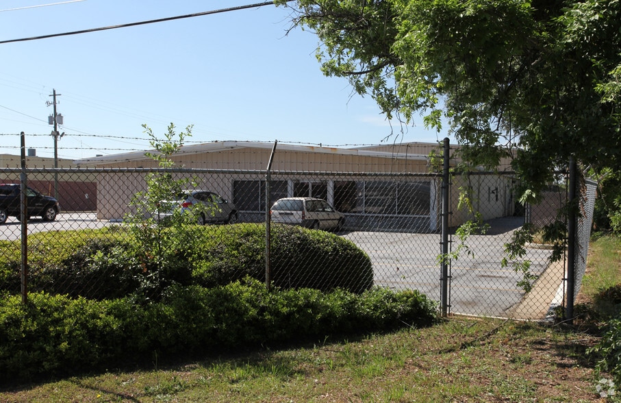 1796 Old Covington Hwy, Conyers, GA for sale - Building Photo - Image 2 of 2