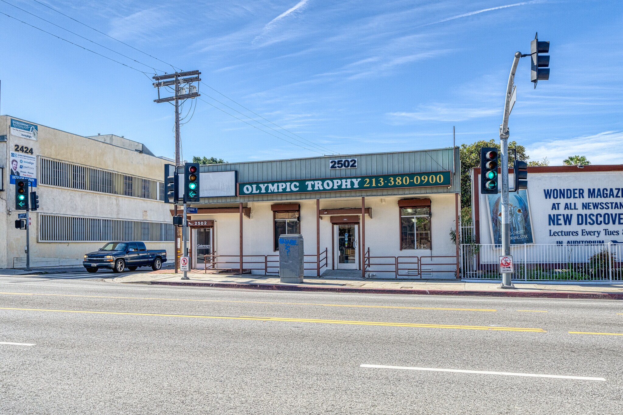 2502 W 3rd St, Los Angeles, CA à vendre Photo du bâtiment- Image 1 de 32