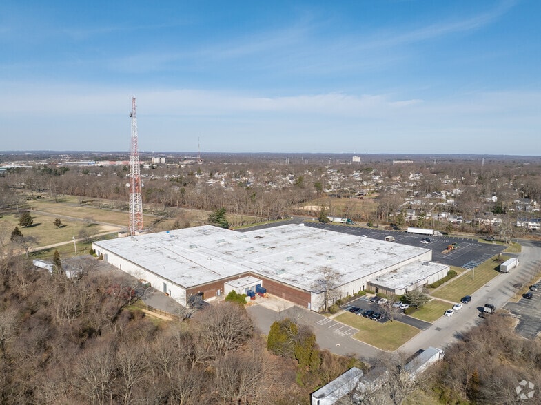1140 Motor Pky, Central Islip, NY for lease - Aerial - Image 2 of 8