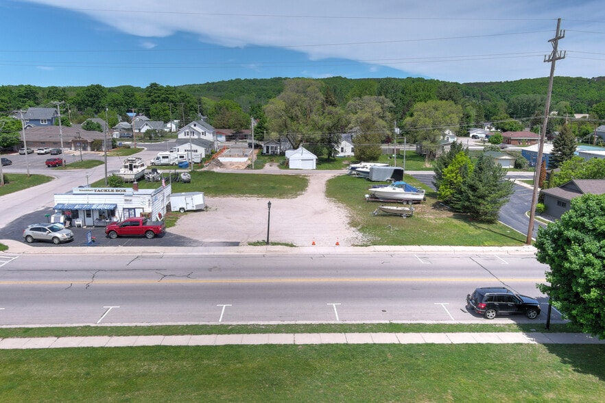 903-905 Main St, Frankfort, MI for sale - Building Photo - Image 3 of 24