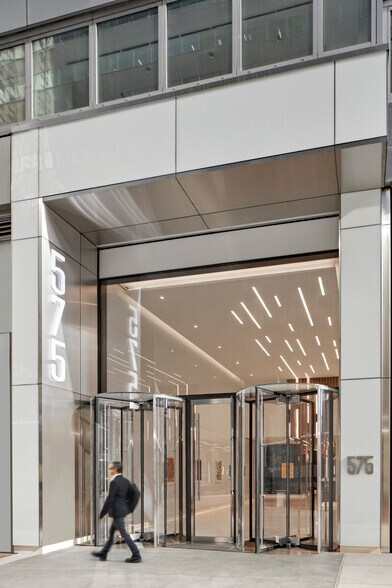 575 Madison Ave, New York, NY à louer - Photo intérieure - Image 2 de 6