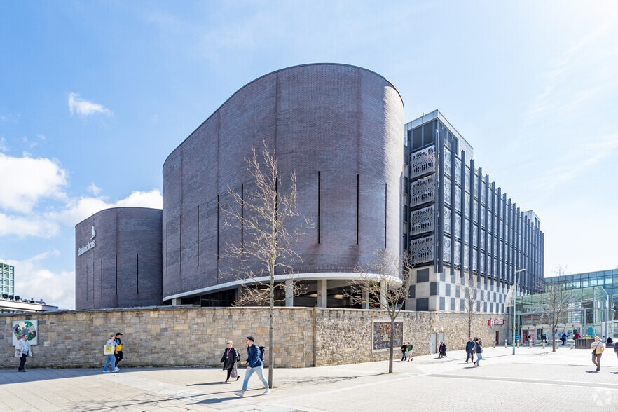 1 Charles St, Plymouth for lease - Building Photo - Image 1 of 8