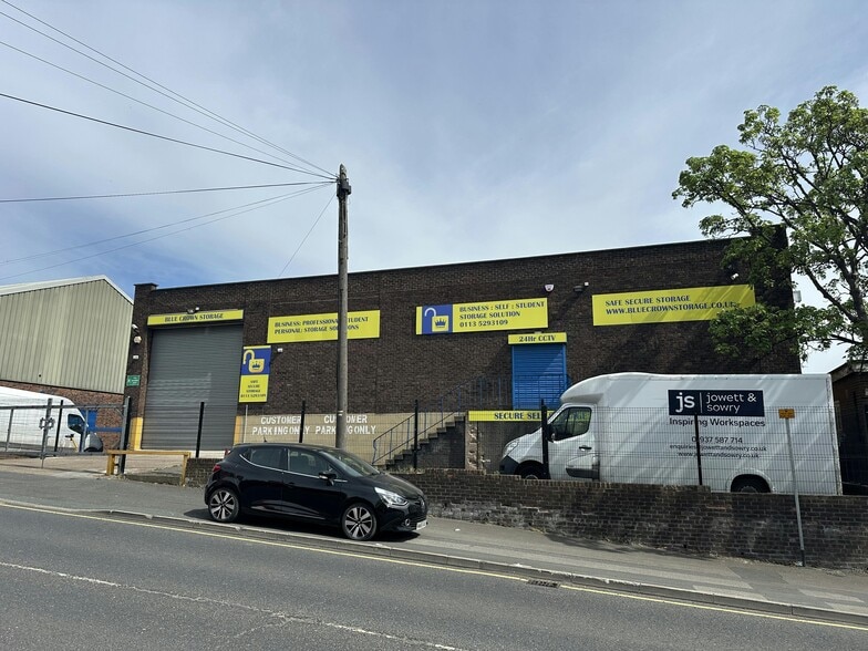 146-148 Garnet Rd, Leeds for lease - Building Photo - Image 3 of 9
