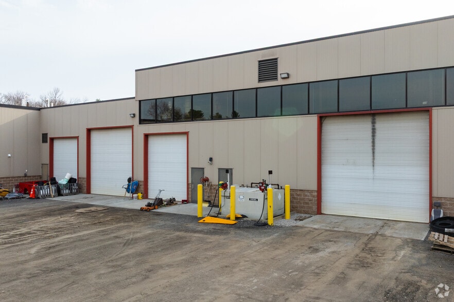 2 Southville Rd, Southborough, MA for lease - Building Photo - Image 2 of 6