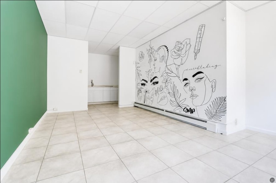 65-05 Cooper Ave, Queens, NY for lease - Building Photo - Image 2 of 7
