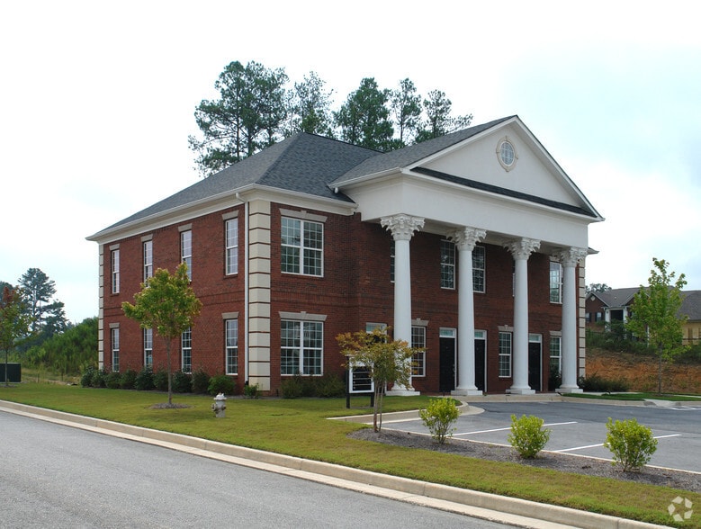 5604 Wendy Bagwell Pky, Hiram, GA for lease - Primary Photo - Image 1 of 2