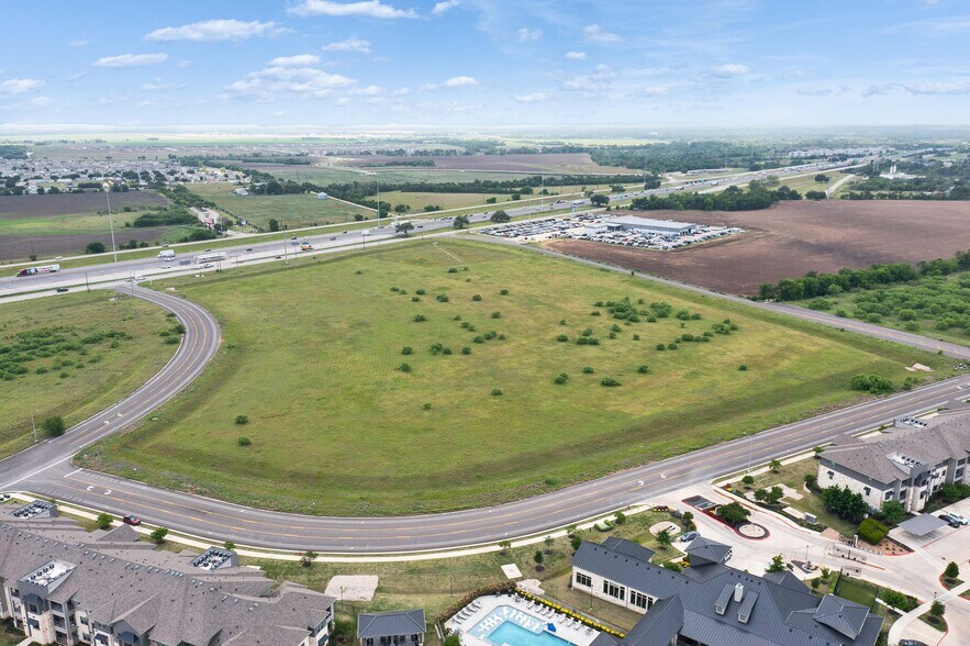 IH 35, San Marcos, TX à vendre - Photo du bâtiment - Image 3 de 6