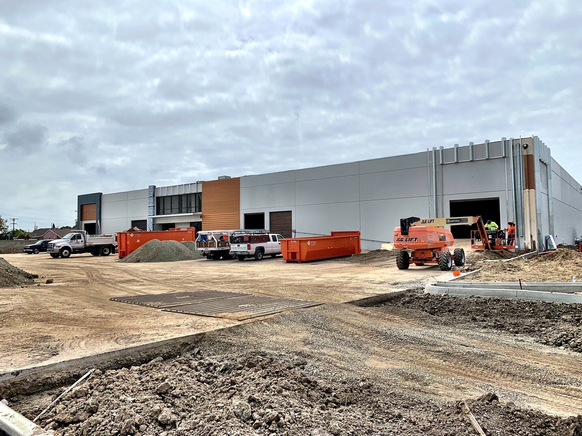 24100 Broad St, Carson, CA à louer Photo principale- Image 1 de 9