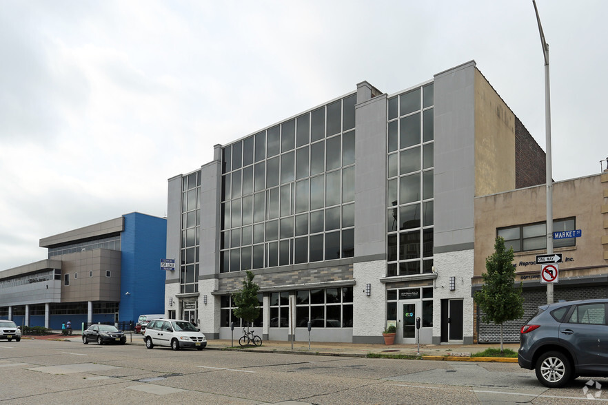 805-815 Federal St, Camden, NJ à louer - Photo du bâtiment - Image 1 de 5