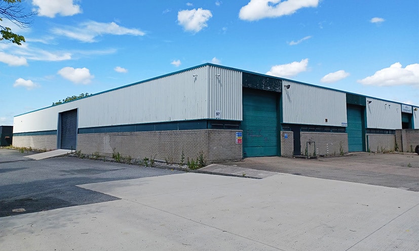 97-100 Chadwick Rd, Runcorn for lease - Building Photo - Image 1 of 4
