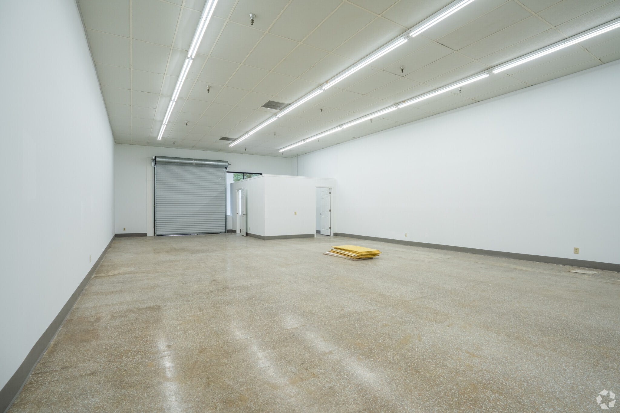 1951-1955 Canton Rd, Marietta, GA for lease Building Photo- Image 1 of 1