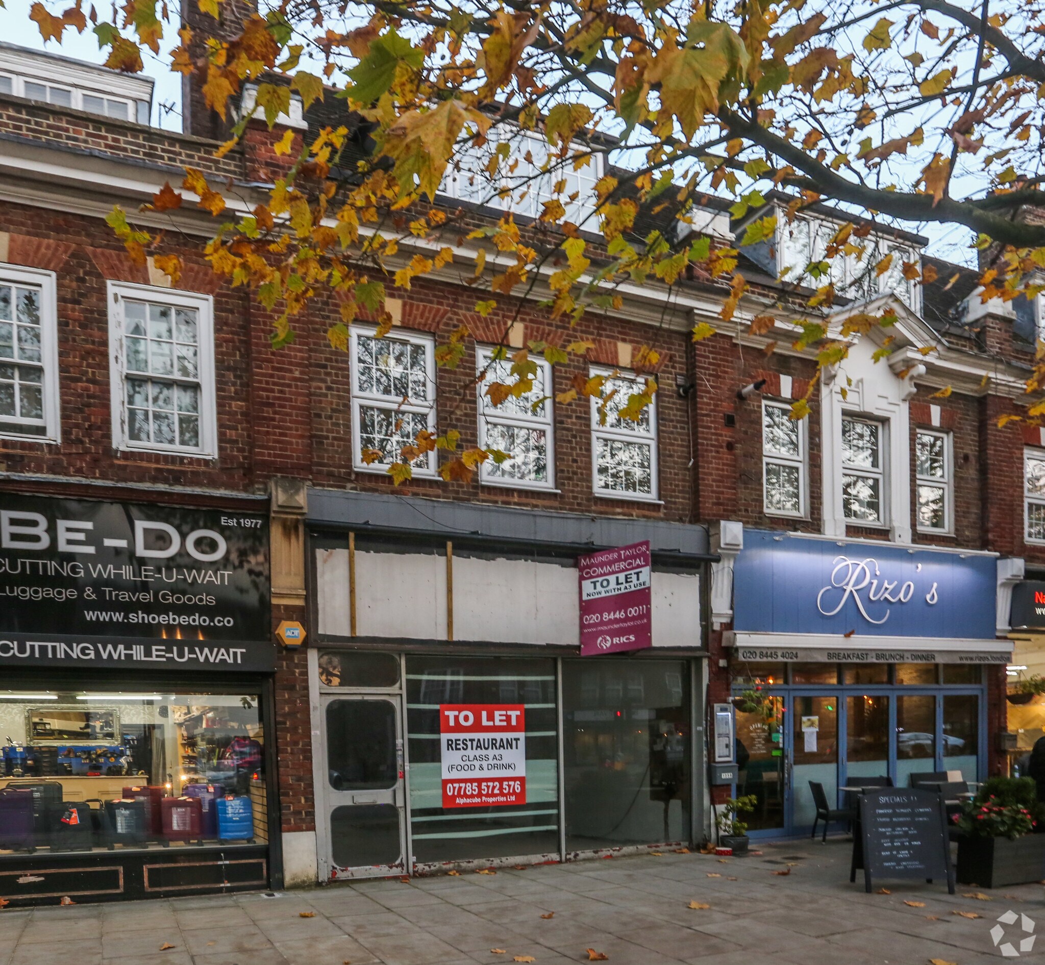 1360 High Rd, Londres à vendre Photo principale- Image 1 de 5