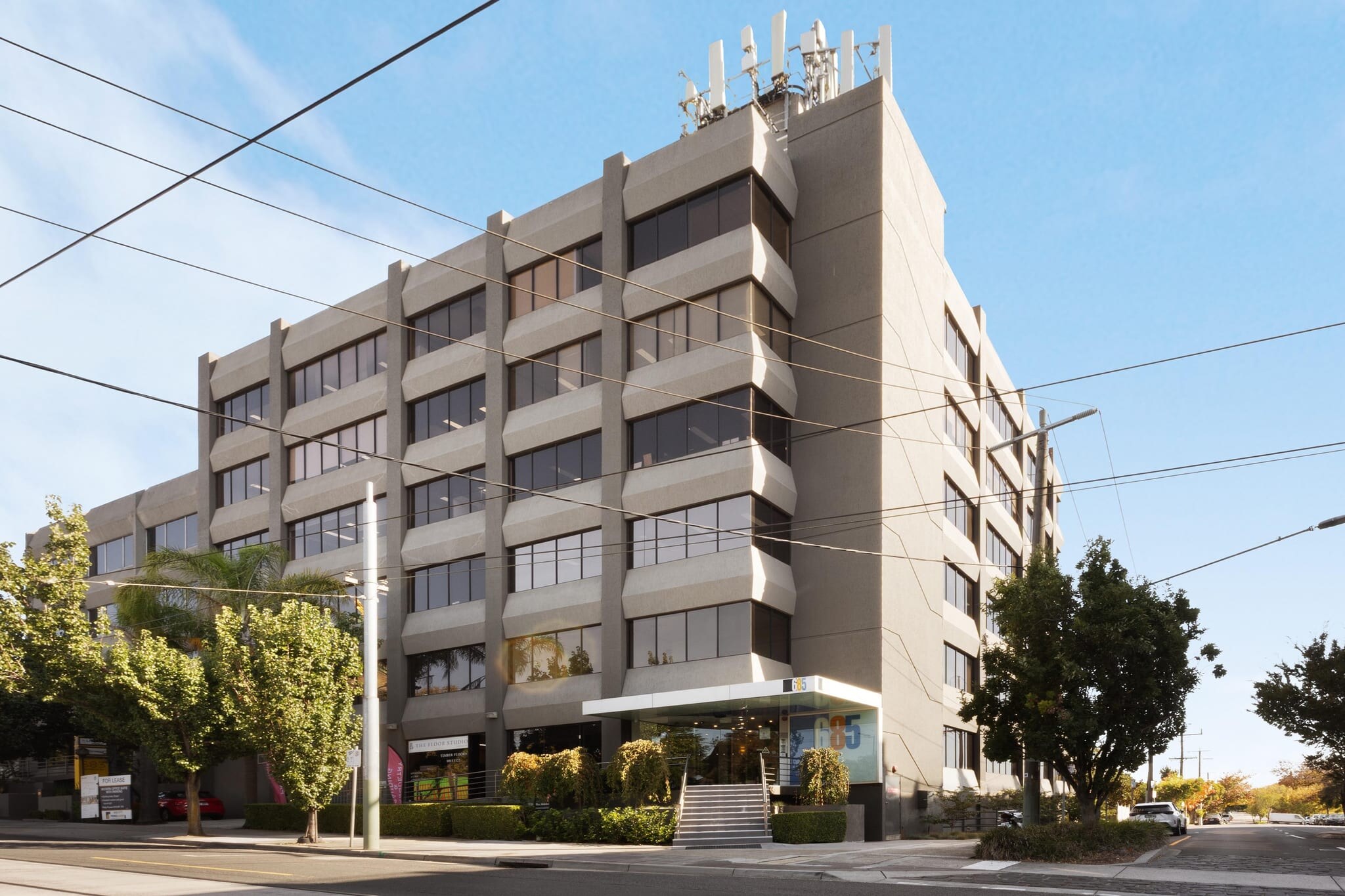 685 Burke Rd, Camberwell for sale Primary Photo- Image 1 of 3