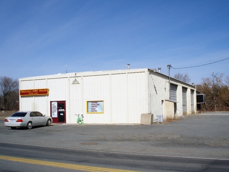 871 E Main St, Purcellville, VA à vendre - Photo du bâtiment - Image 3 de 8