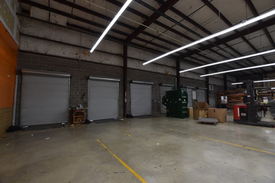 6300 Enterprise Park Dr, Chattanooga, TN à louer - Photo du bâtiment - Image 2 de 6