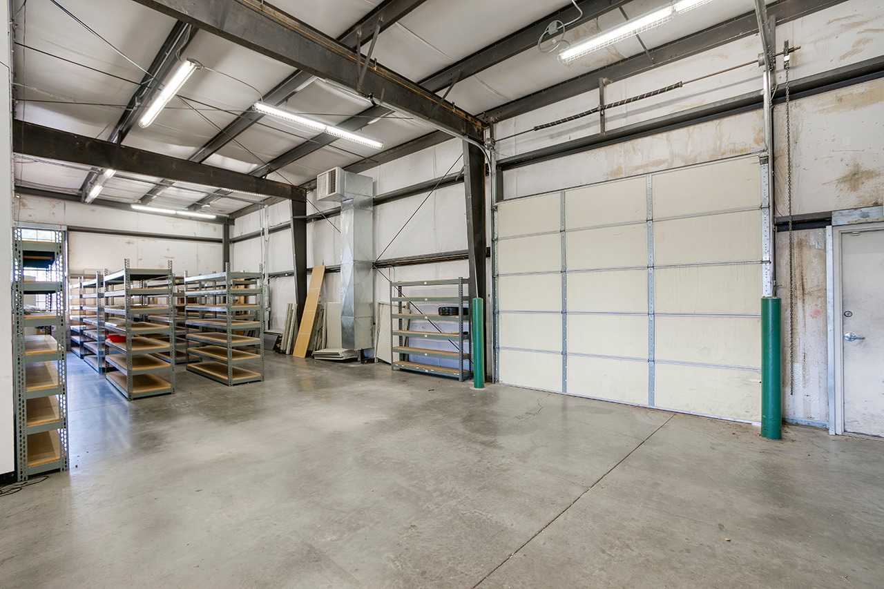 8936 N 79th Ave, Peoria, AZ for lease Building Photo- Image 1 of 1