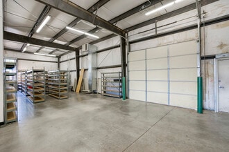 8936 N 79th Ave, Peoria, AZ for lease Building Photo- Image 1 of 1