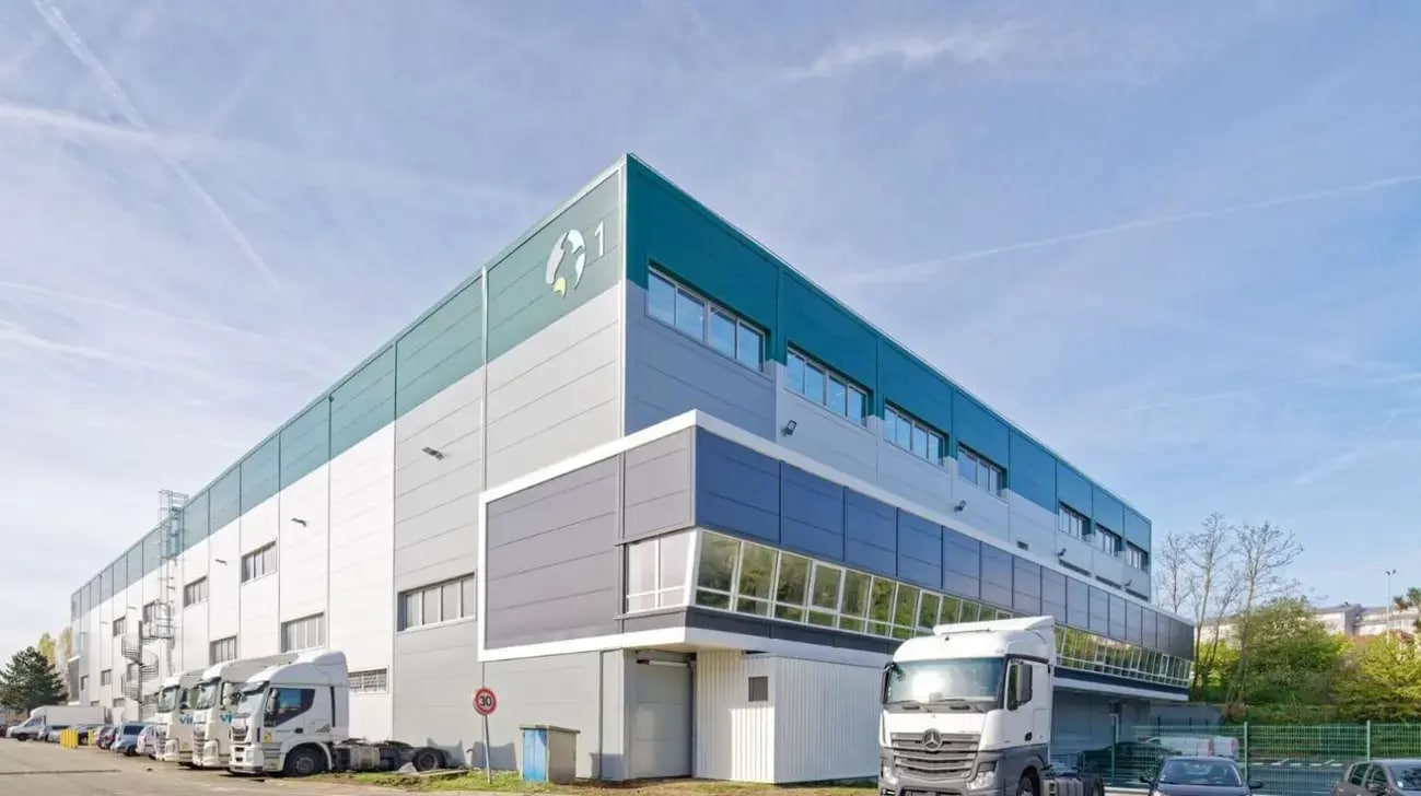 Industriel dans Rosny-sous-Bois à louer Photo du bâtiment- Image 1 de 5