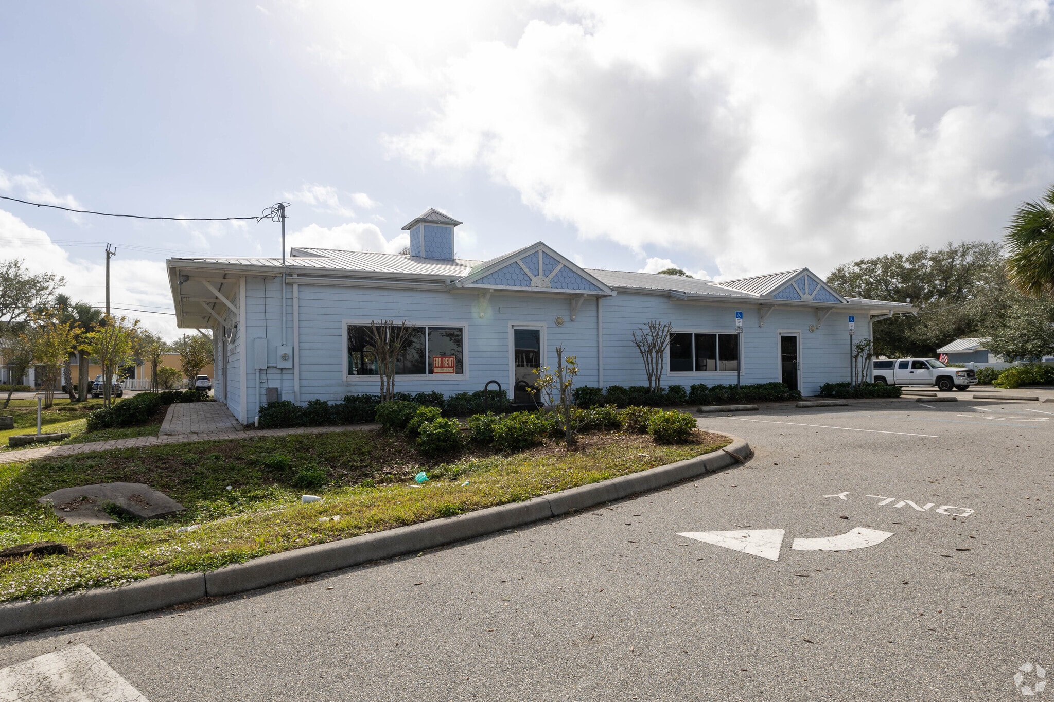 3670 S Ridgewood Ave, Port Orange, FL for sale Primary Photo- Image 1 of 23