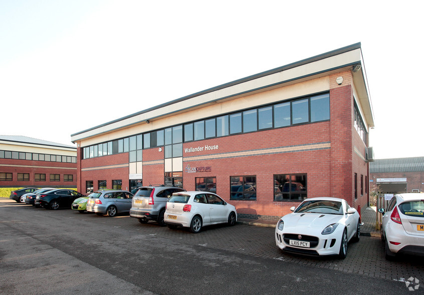 Blakewater Rd, Blackburn for lease - Primary Photo - Image 1 of 2