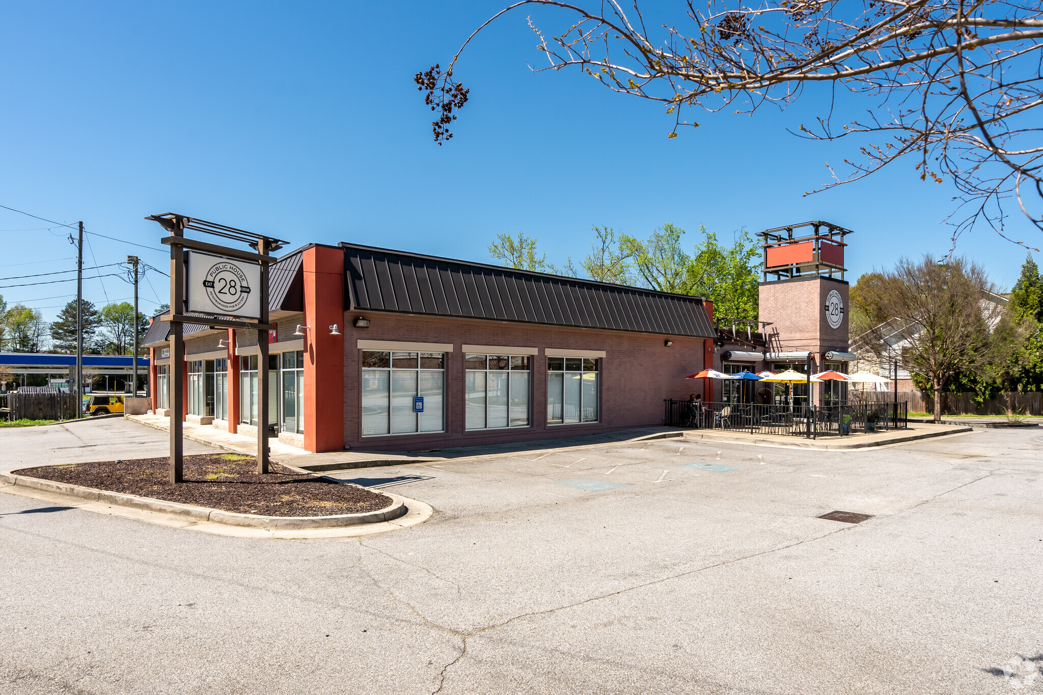 2030 Bolton Rd NW, Atlanta, GA à vendre Photo du bâtiment- Image 1 de 1