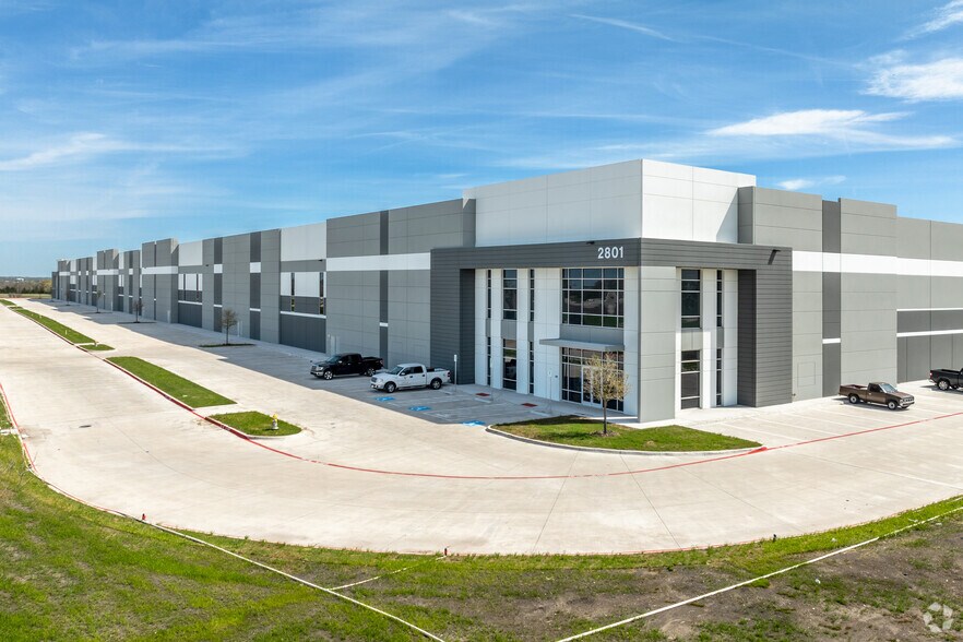 2801 N State Highway 78, Wylie, TX à louer - Photo du bâtiment - Image 2 de 43