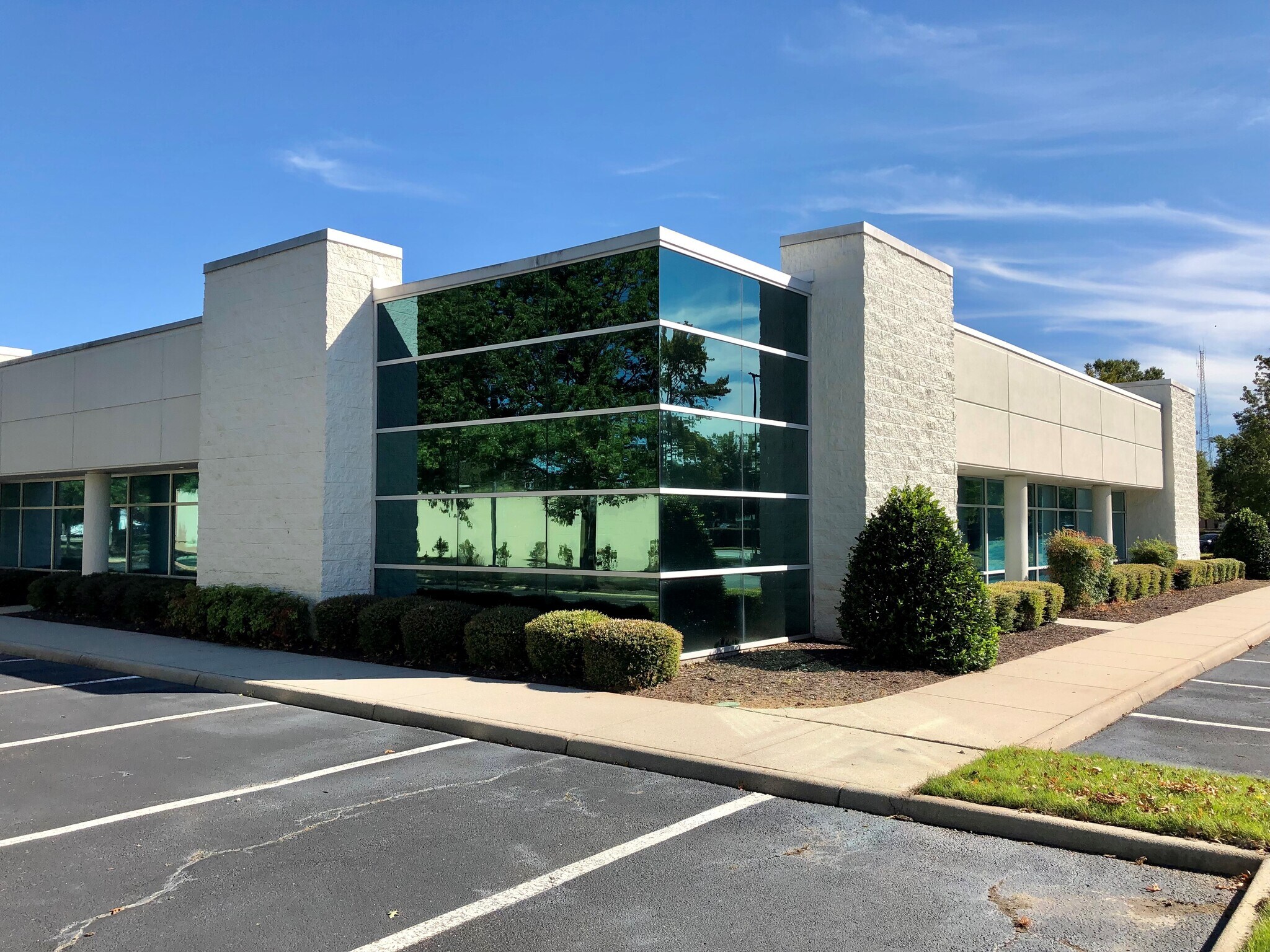195 S Rosemont Rd, Virginia Beach, VA for sale Building Photo- Image 1 of 1