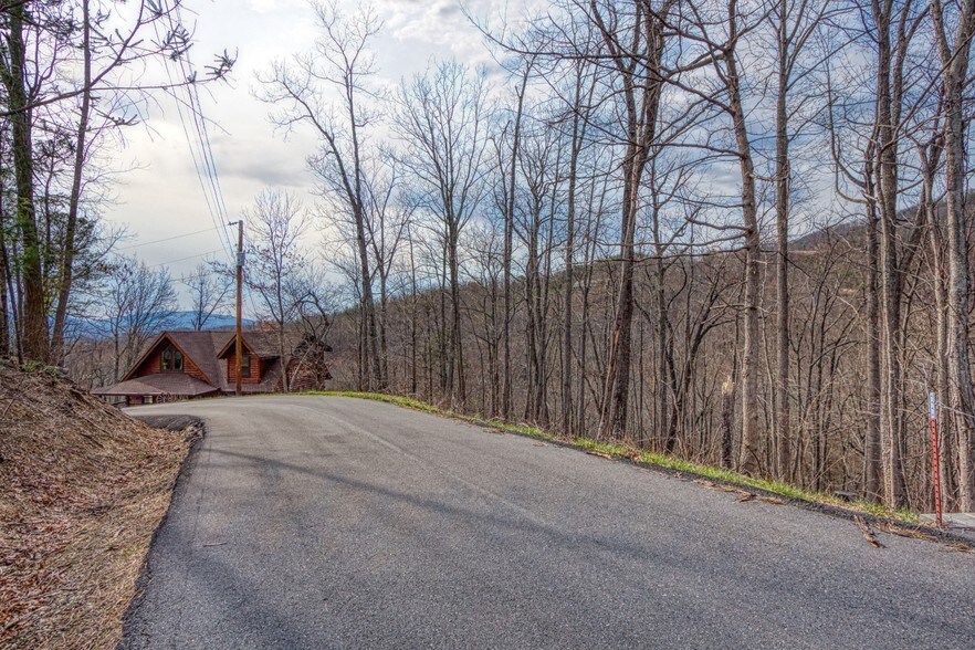 Pine Top Ln, Gatlinburg, TN for sale - Other - Image 1 of 1