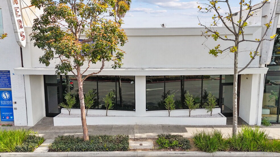 13052 Hawthorne Blvd, Hawthorne, CA à vendre - Photo du bâtiment - Image 3 de 20