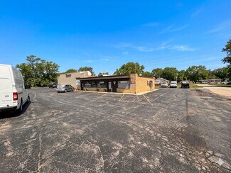 Plus de détails pour 5000 W Elm St, McHenry, IL - Bureau/Commerce de détail, Commerce de détail à louer