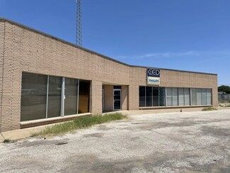 Plus de détails pour 305 E University Blvd, Odessa, TX - Local commercial à louer