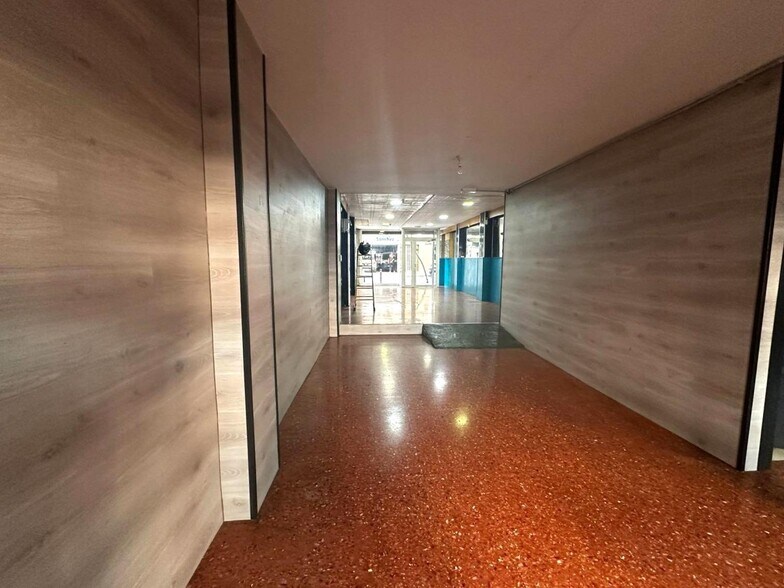 Multifamily in Santa Coloma de Gramenet, Barcelona for sale - Interior Photo - Image 1 of 4